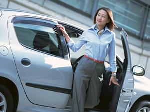 車のボディカバーを購入できます